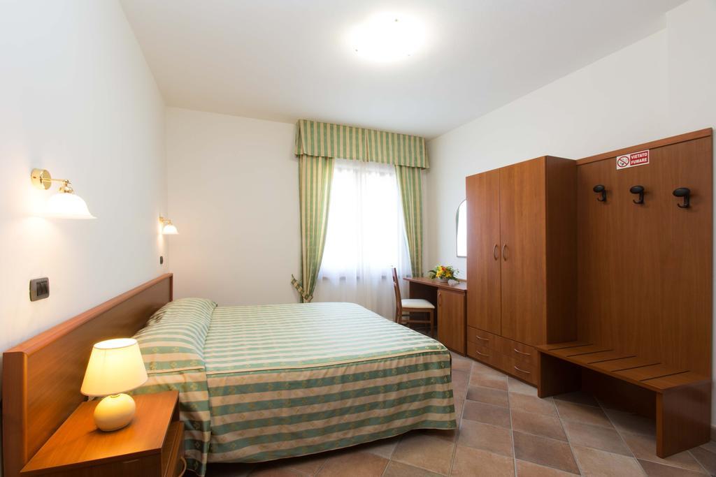 Agriturismo Poggetto Larciano Bagian luar foto